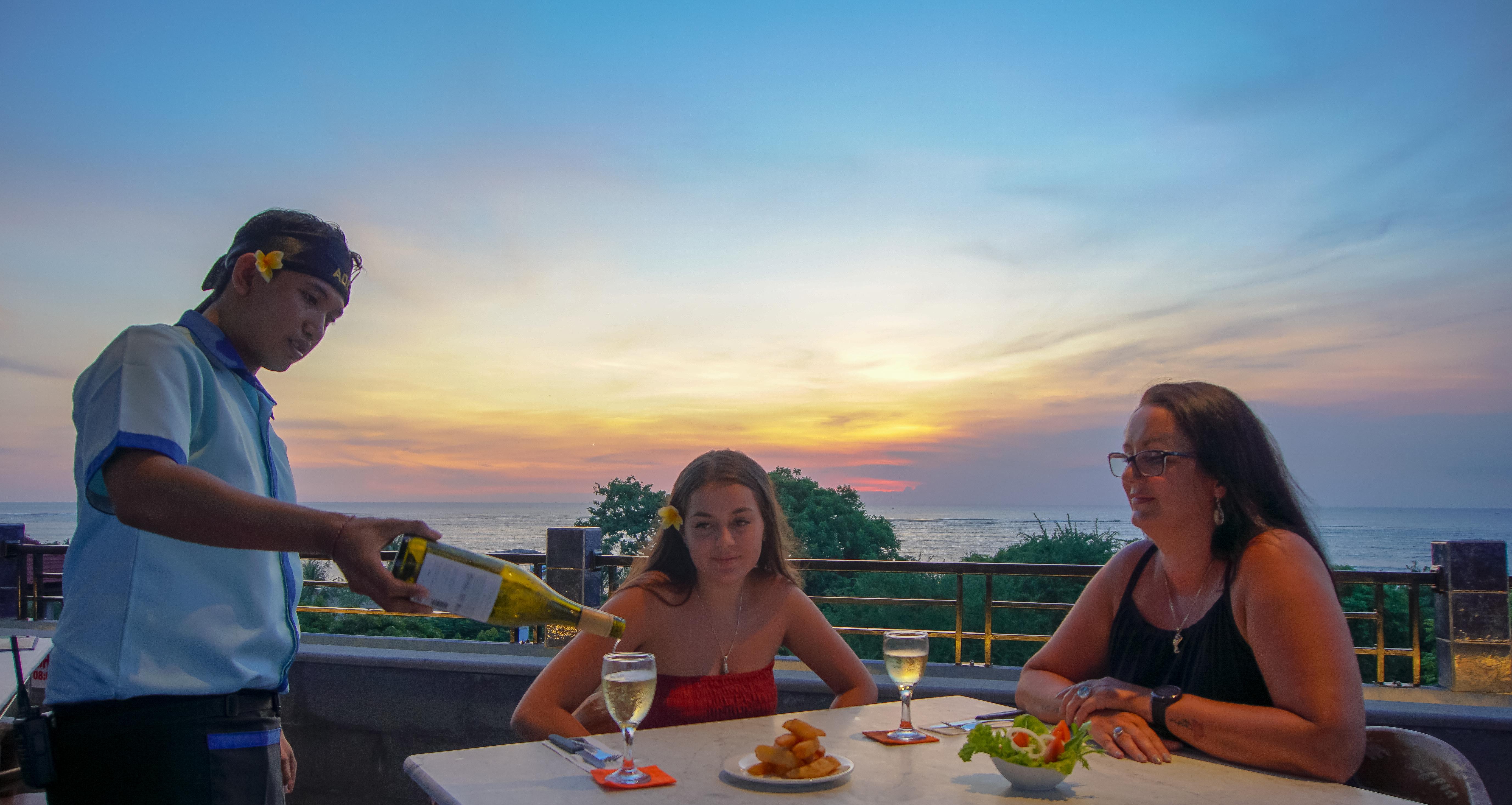 קוטה לומבוק Sulis Beach Hotel & Spa מראה חיצוני תמונה